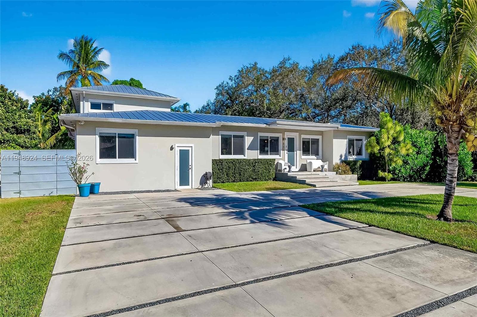 831 NE 109th St, Biscayne Park FL 33161 — 18