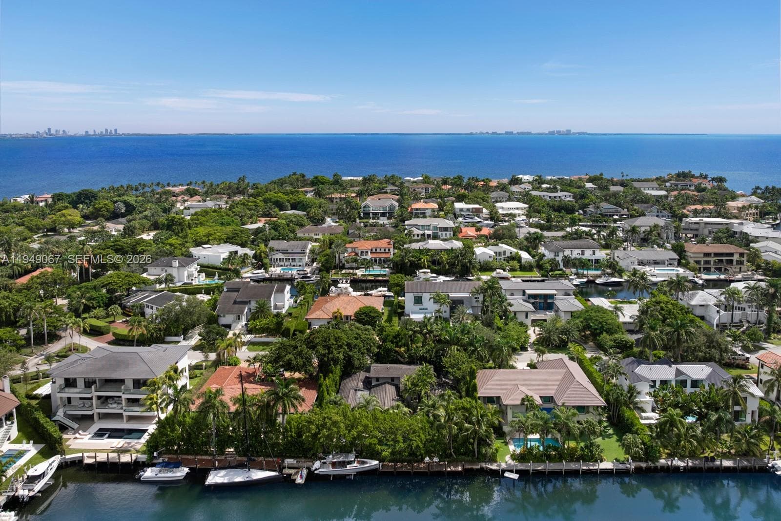6840 Sunrise Pl, Coral Gables FL 33133 — 62
