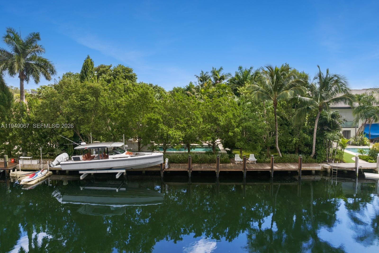 6840 Sunrise Pl, Coral Gables FL 33133 — 66