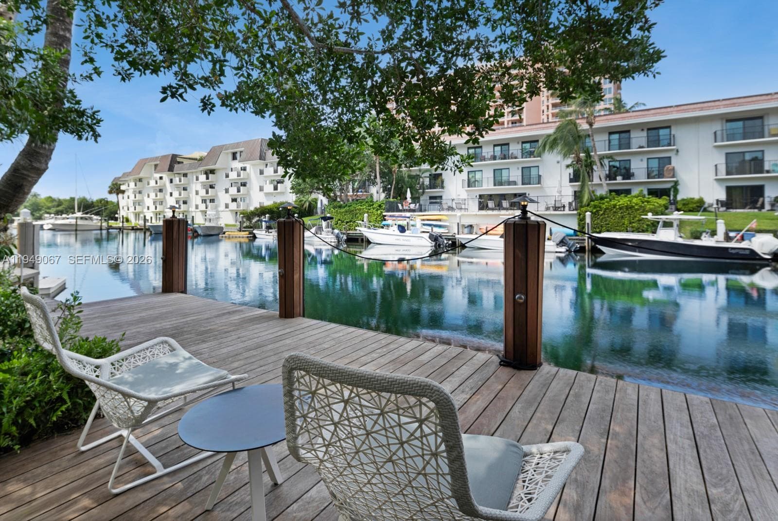 6840 Sunrise Pl, Coral Gables FL 33133 — 45