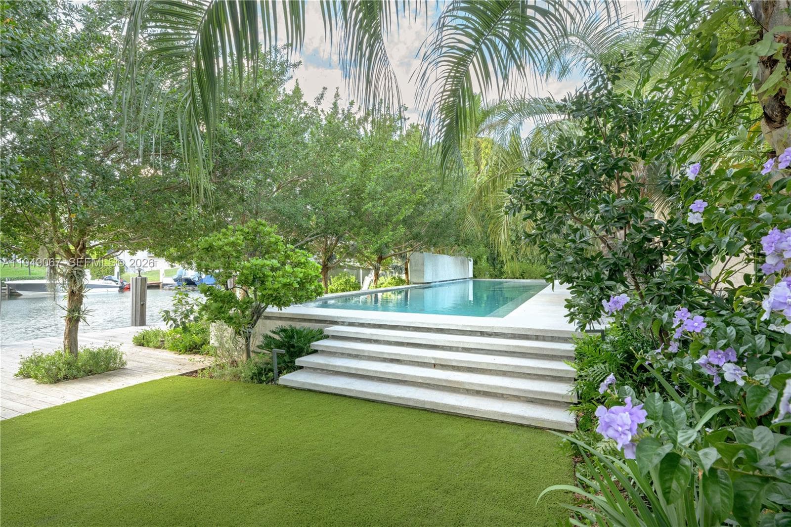 6840 Sunrise Pl, Coral Gables FL 33133 — 54