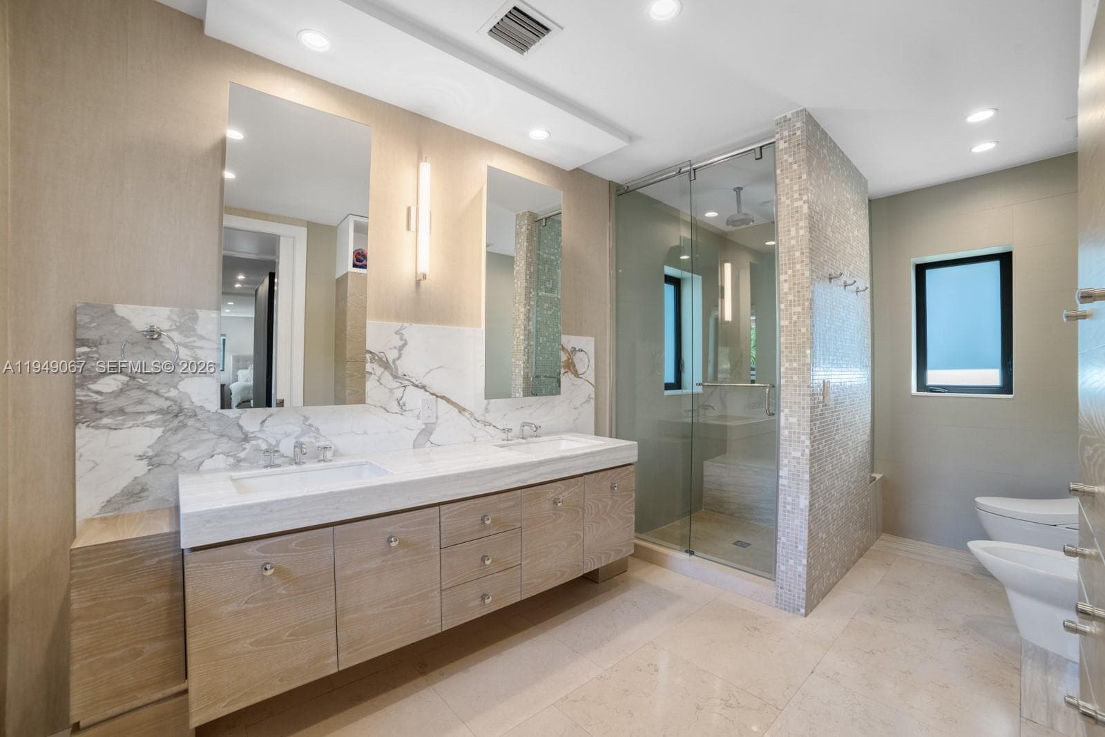6840 Sunrise Pl, Coral Gables FL 33133 — 19