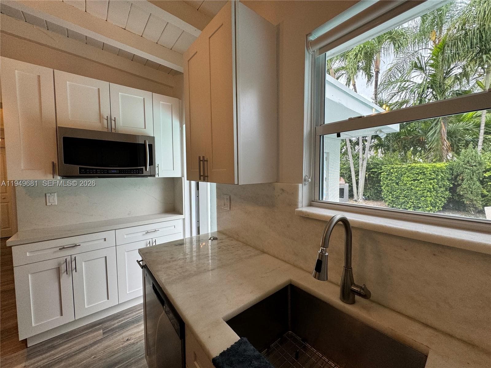 2075 S Hibiscus Dr, North Miami FL 33181 — 10