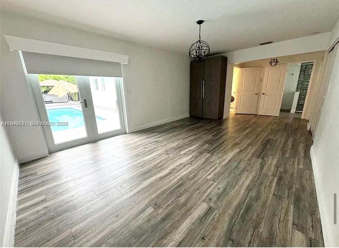 2075 S Hibiscus Dr, North Miami FL 33181 — 15