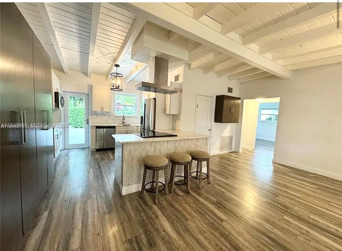 2075 S Hibiscus Dr, North Miami FL 33181 — 11