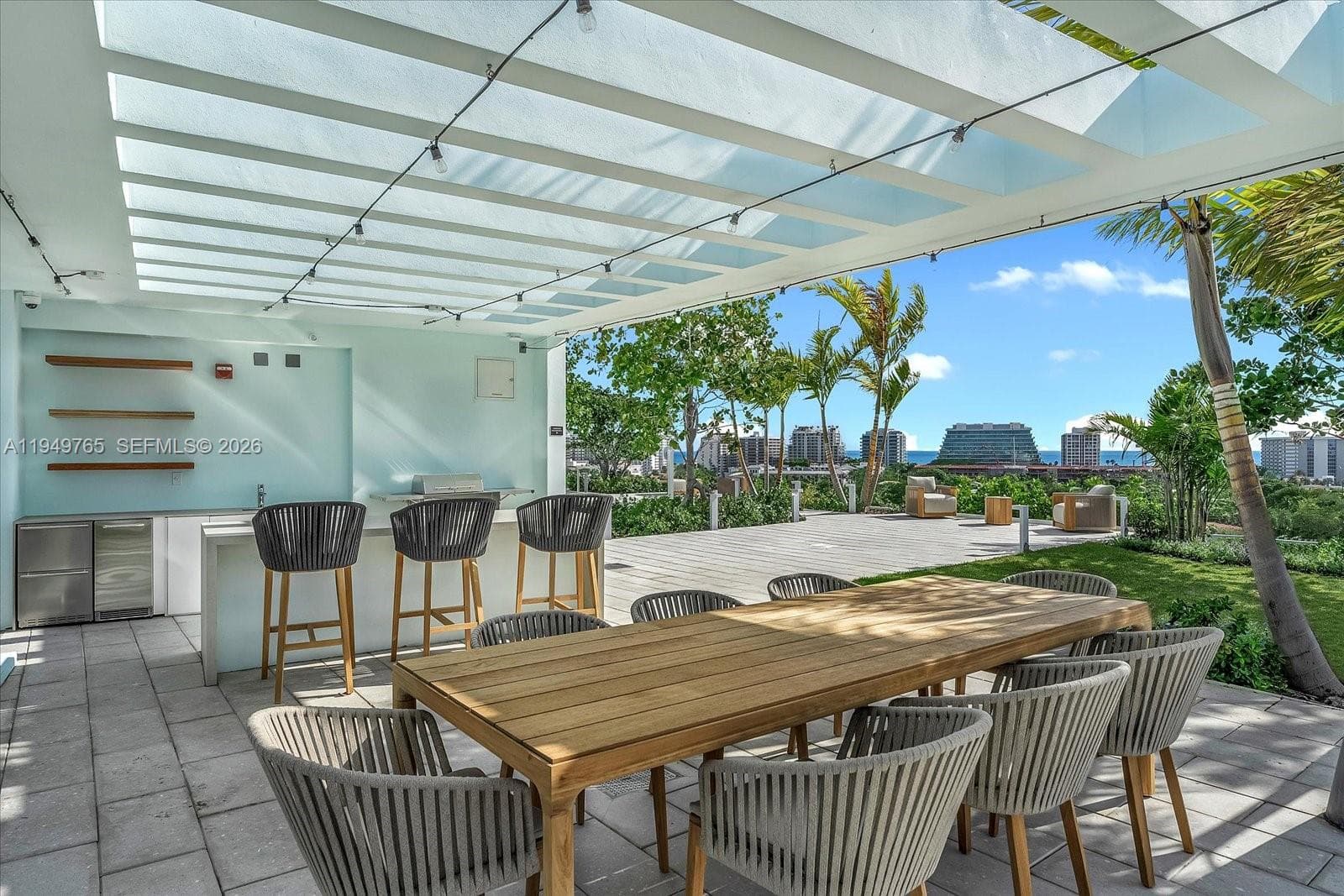 9201 E Bay Harbor Dr, Bay Harbor Islands FL 33154 — 33