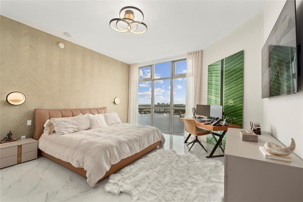 17301 Biscayne Boulevard # 7, Aventura FL 33160 — 27