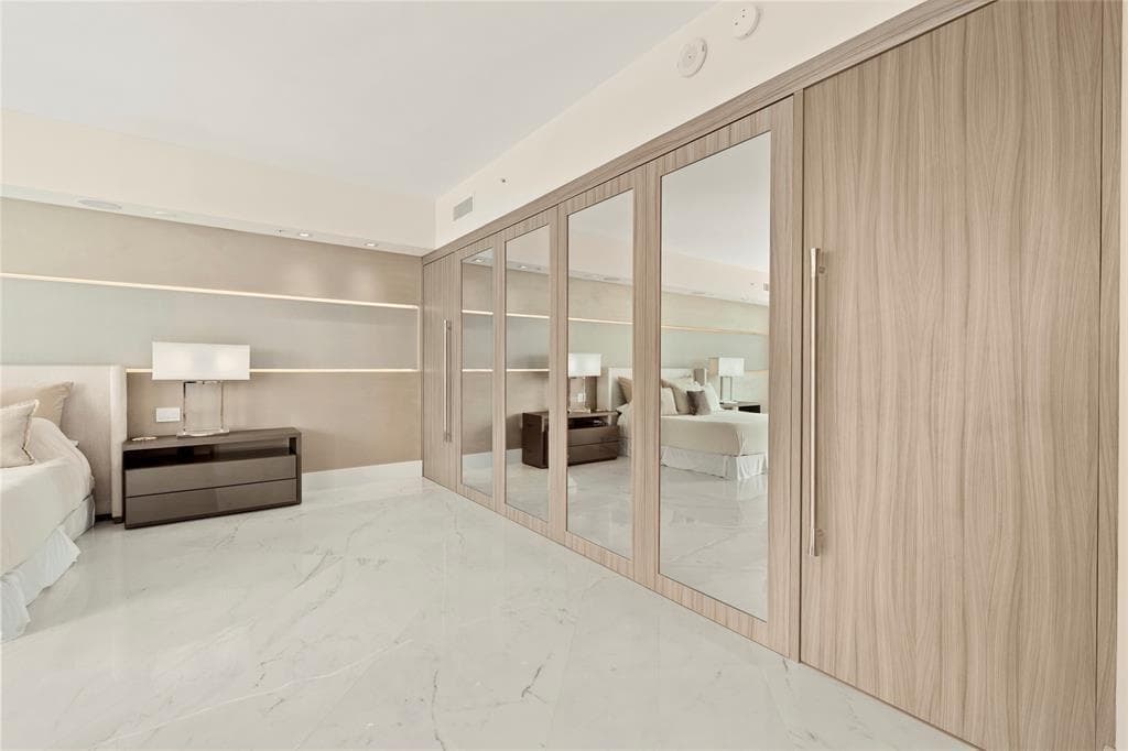 17301 Biscayne Boulevard # 7, Aventura FL 33160 — 15
