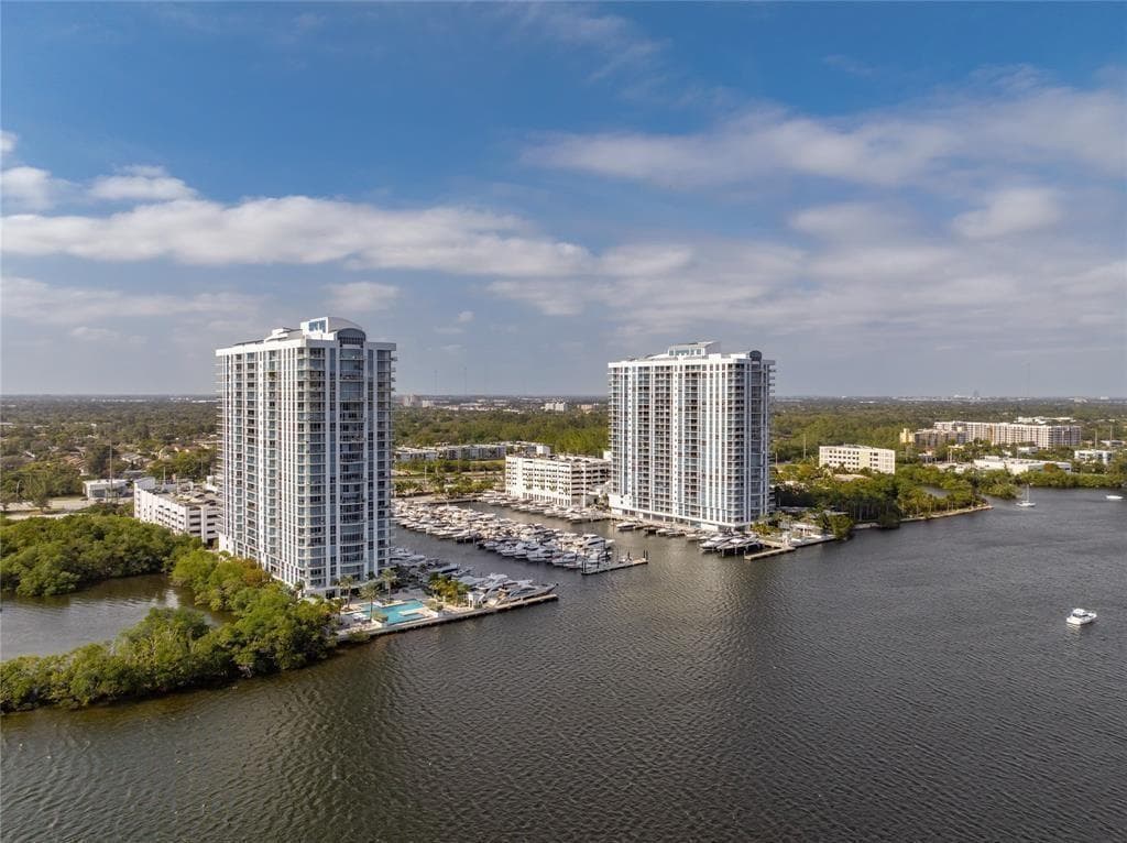 17301 Biscayne Boulevard # 7, Aventura FL 33160 — 64