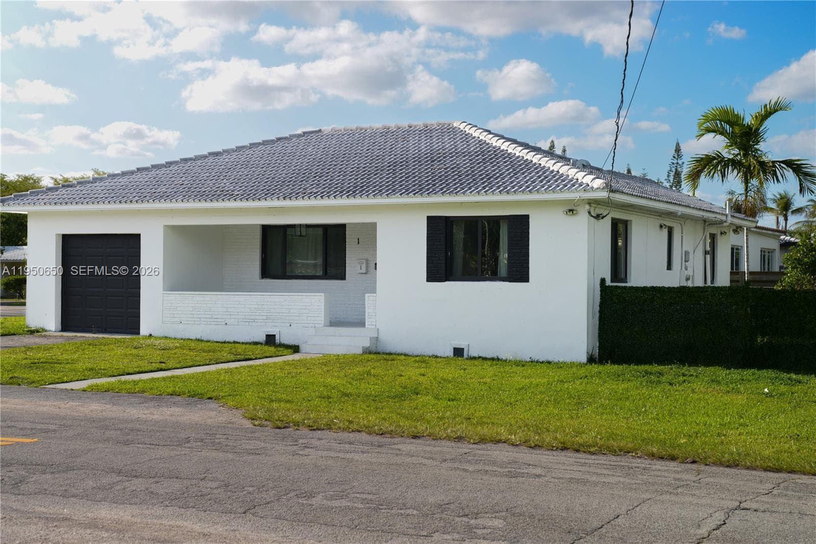 1 NE 86th St, El Portal FL 33138 — 1