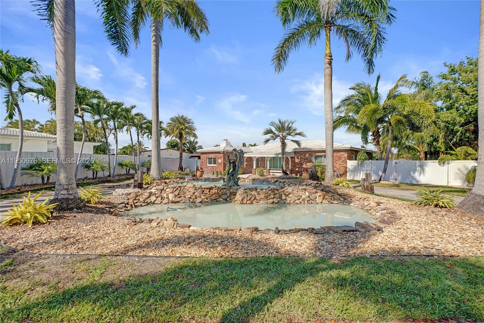 1995 N Hibiscus Dr, North Miami FL 33181 — 13