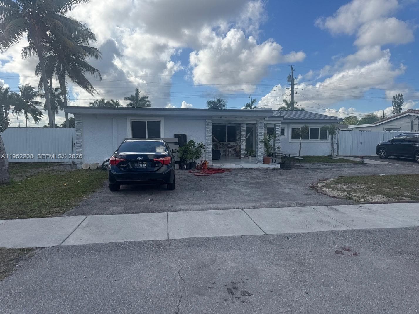 19700 NW 6th Pl, Miami Gardens FL 33169 — 1