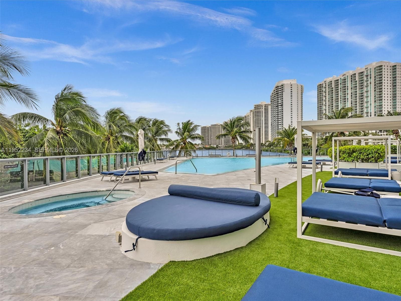 3300 NE 188th St # 718, Aventura FL 33180 — 50