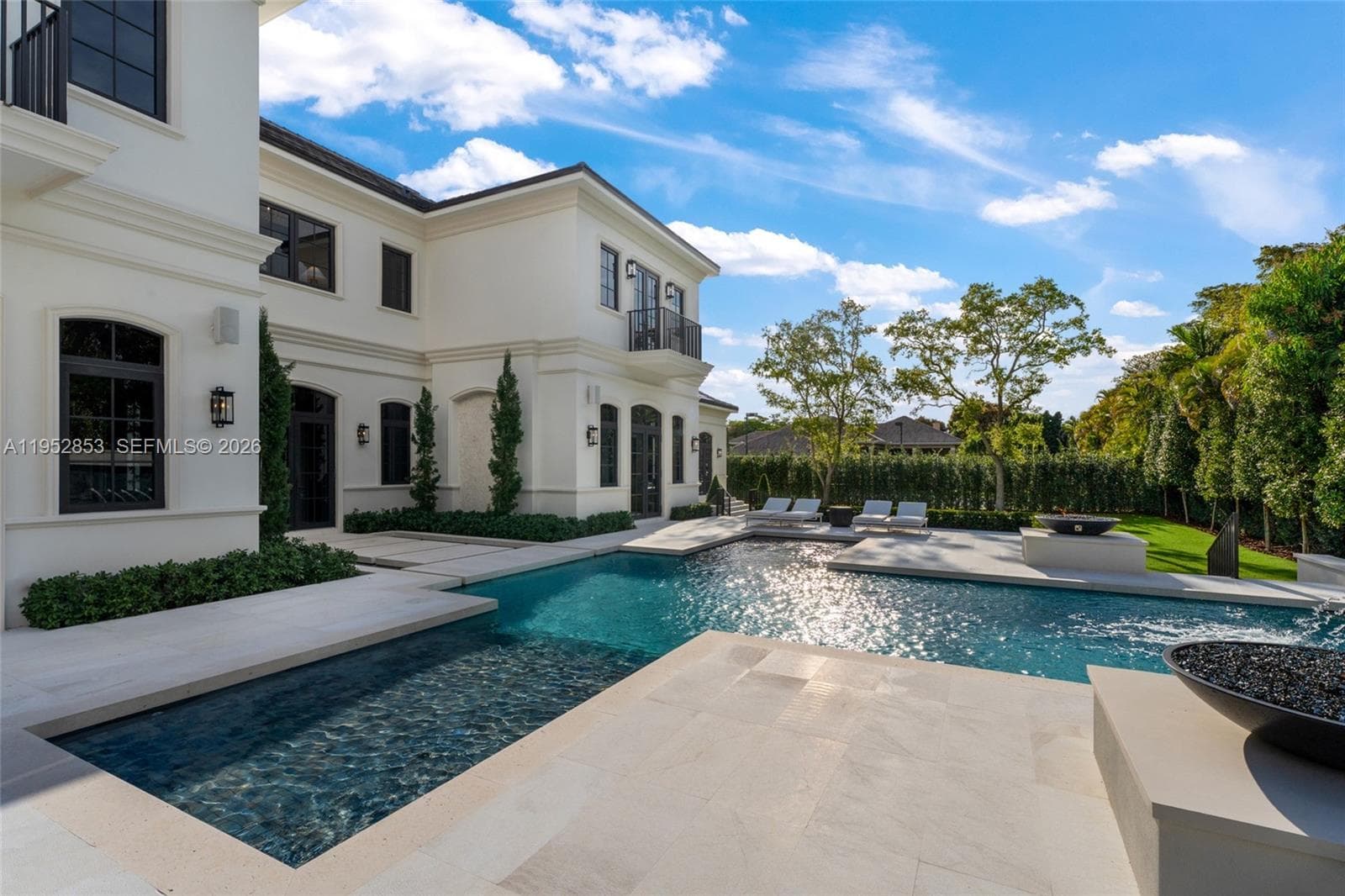 5901 SW 107th St, Pinecrest FL 33156 — 35