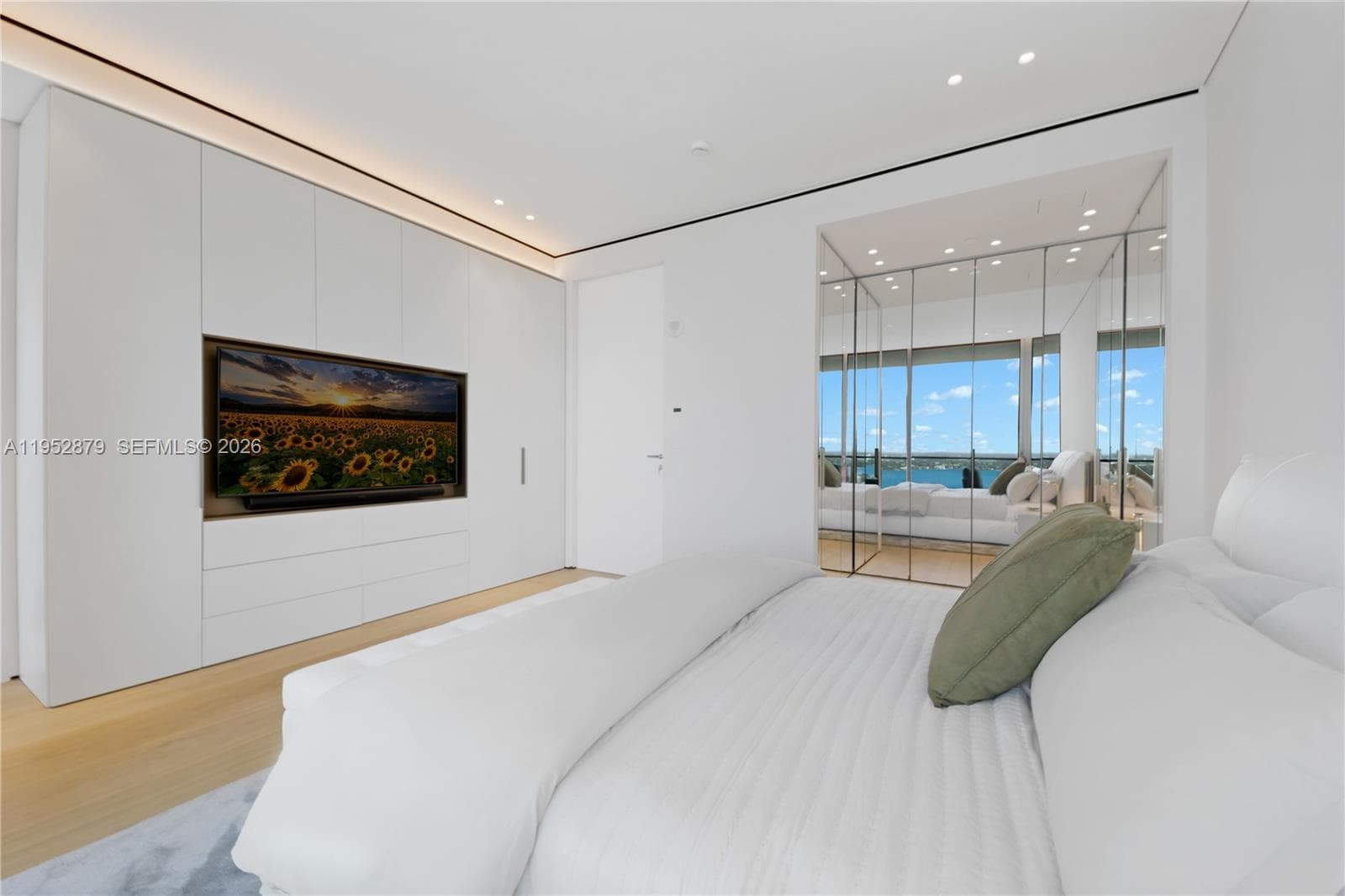 10203 Collins Ave # 2701, Bal Harbour FL 33154 — 24