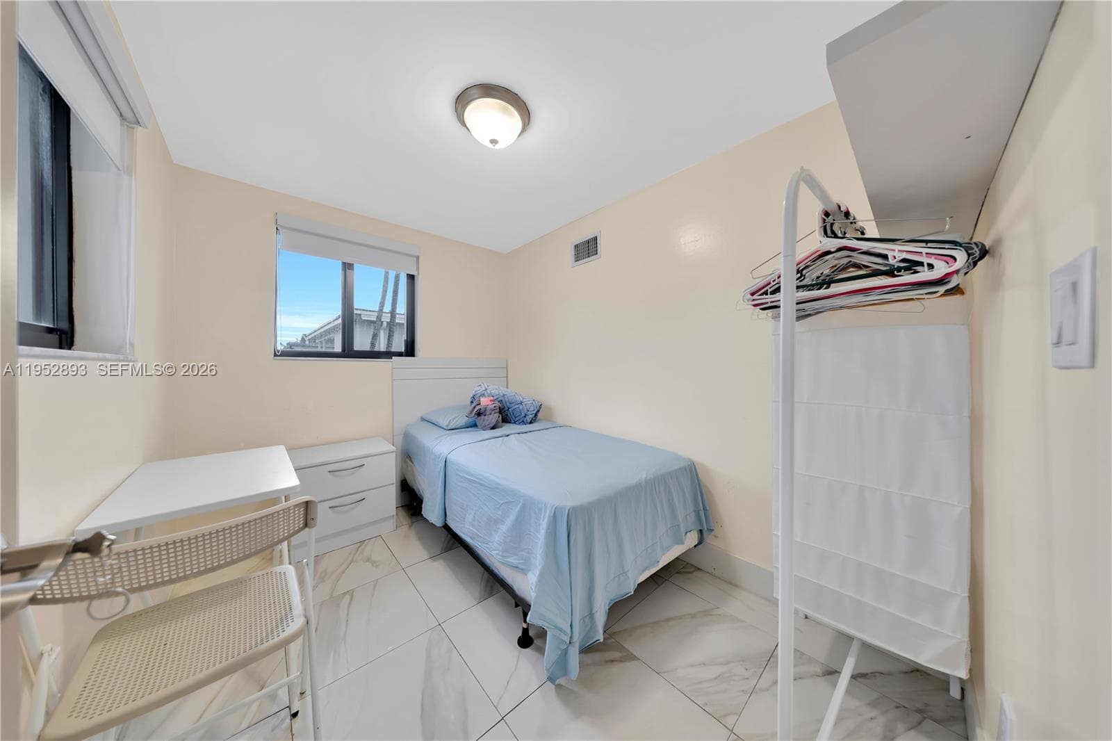 458 E 20th St, Hialeah FL 33013 — 7