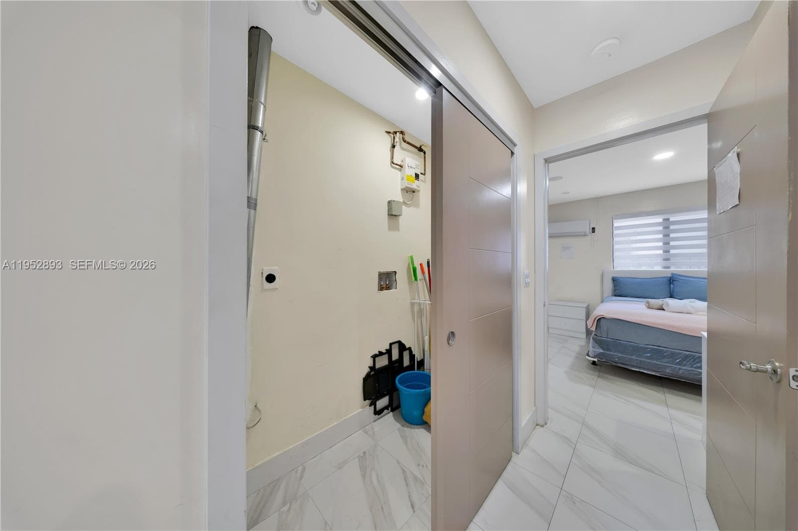 458 E 20th St, Hialeah FL 33013 — 28