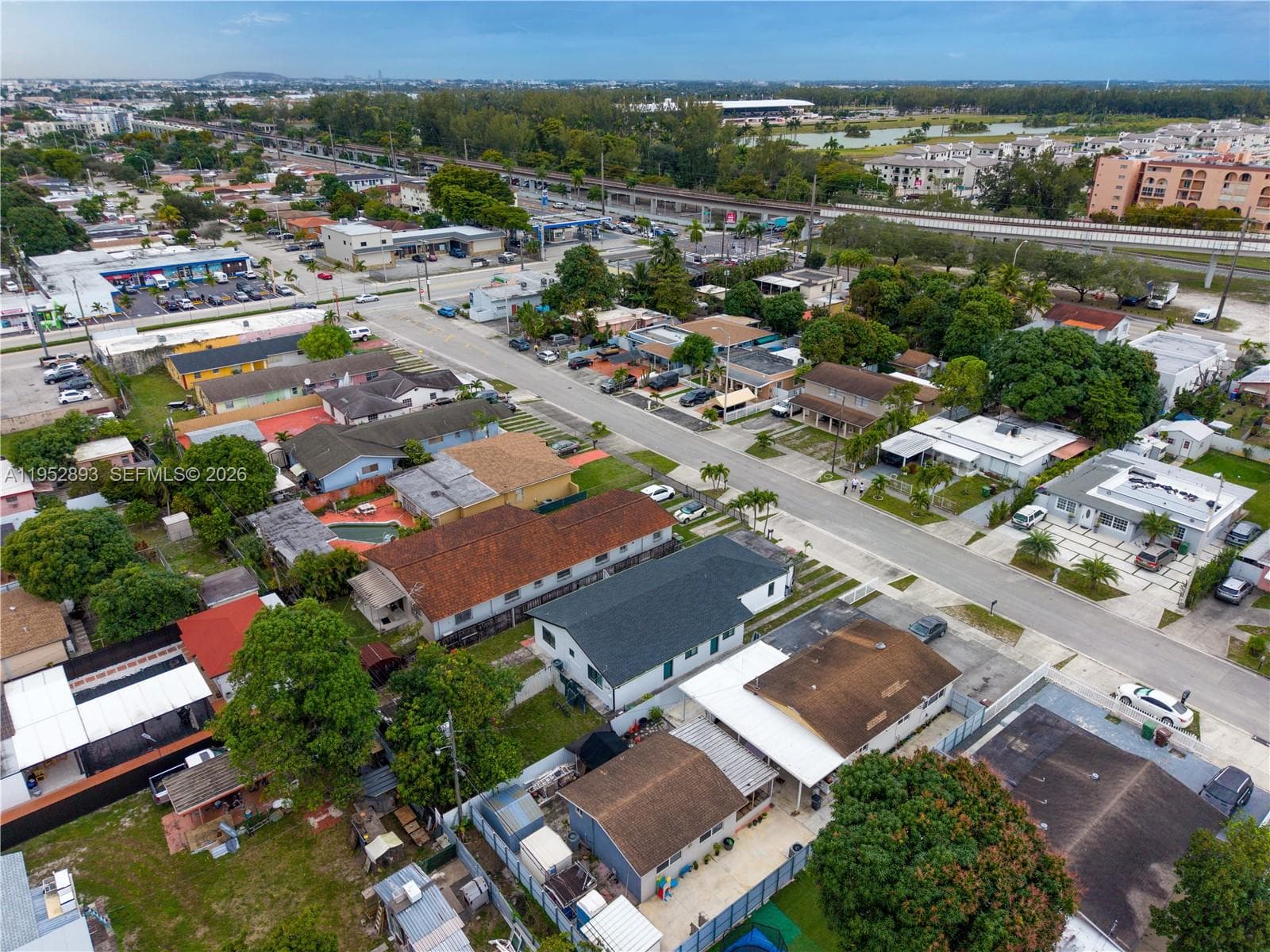 458 E 20th St, Hialeah FL 33013 — 49