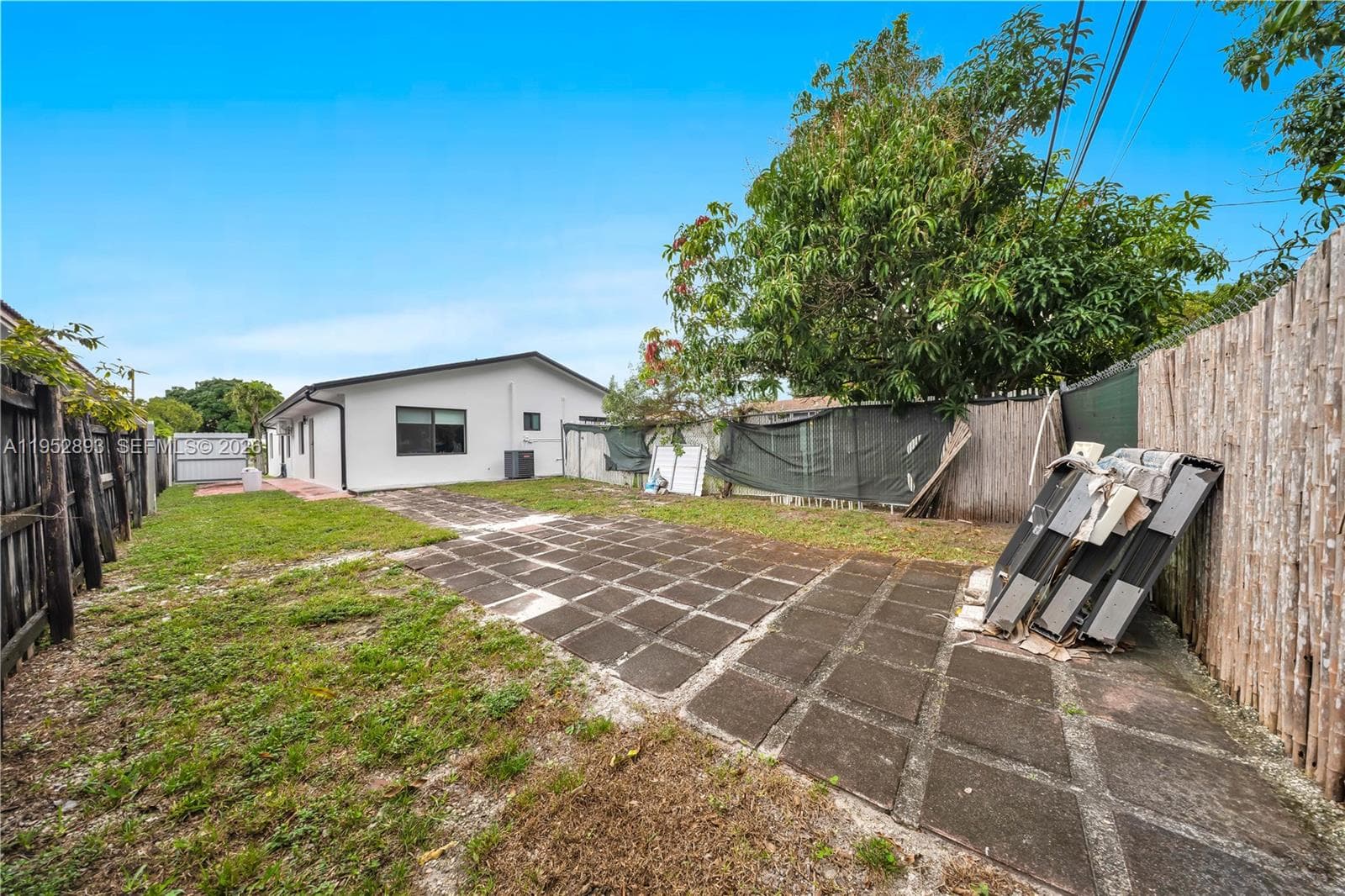 458 E 20th St, Hialeah FL 33013 — 45