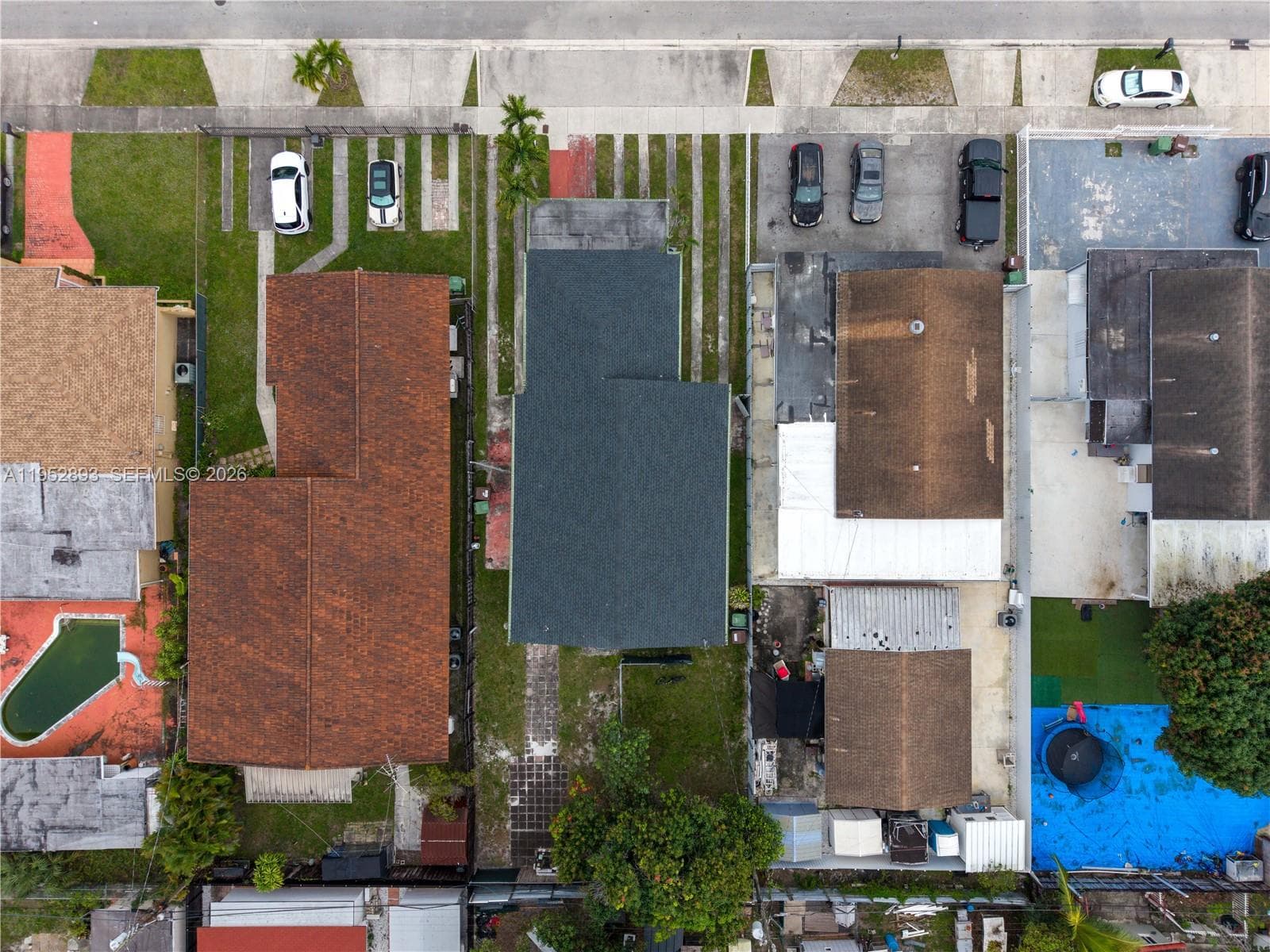 458 E 20th St, Hialeah FL 33013 — 54