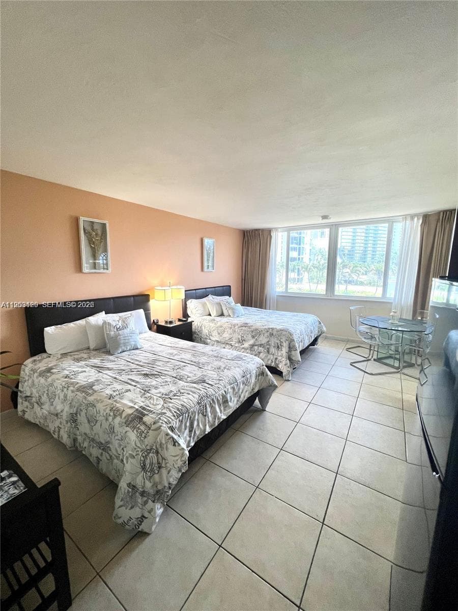 19201 Collins Ave # 242, Sunny Isles Beach FL 33160 — 4