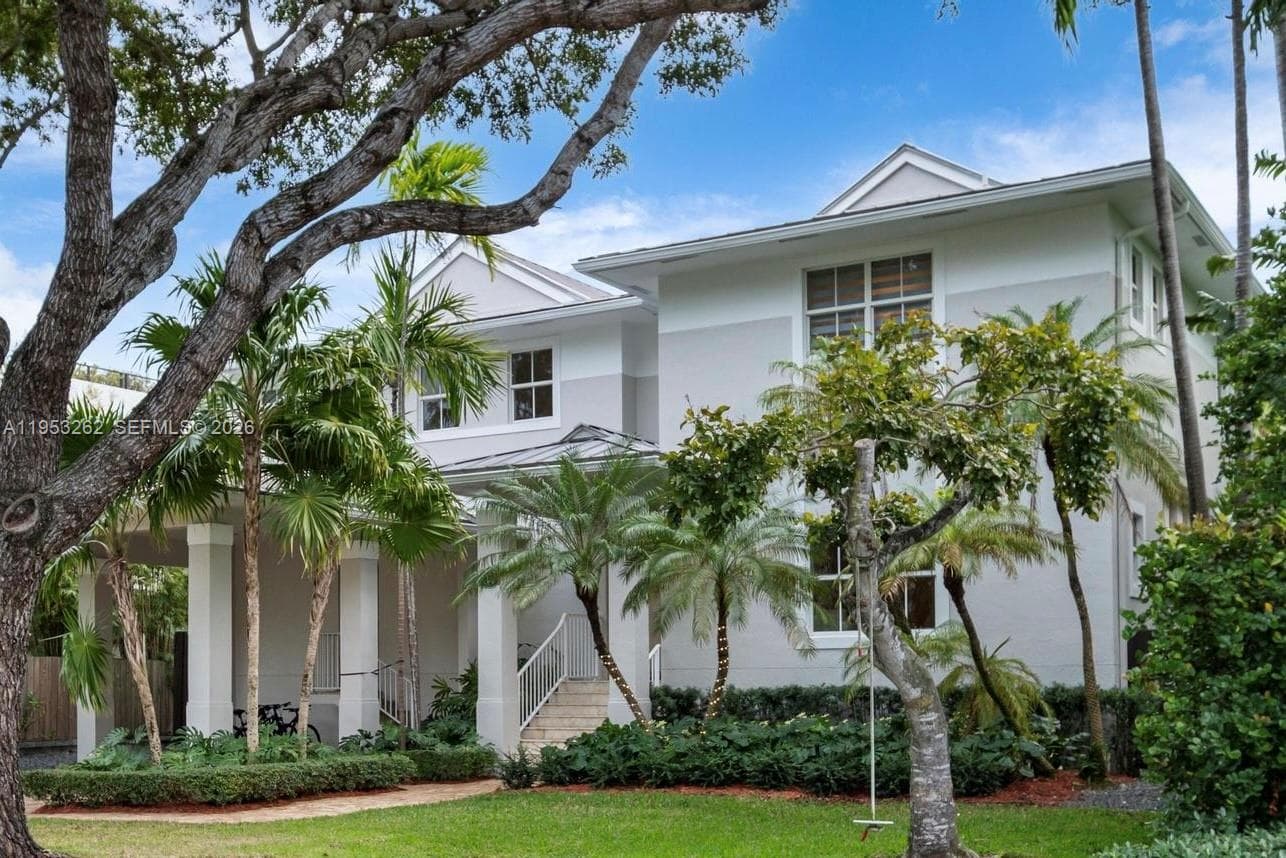 164 W Mashta Dr, Key Biscayne FL 33149 — 1