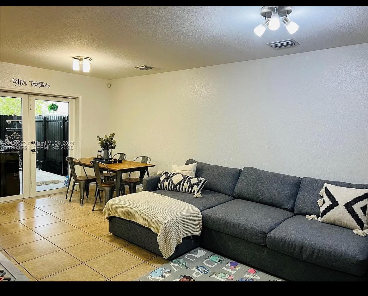9455 NW 114th Ln # 8, Hialeah Gardens FL 33018 — 3