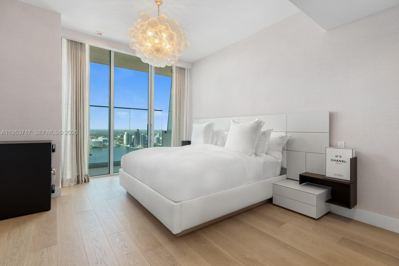 18501 Collins Ave # 3704, Sunny Isles Beach FL 33160 — 41