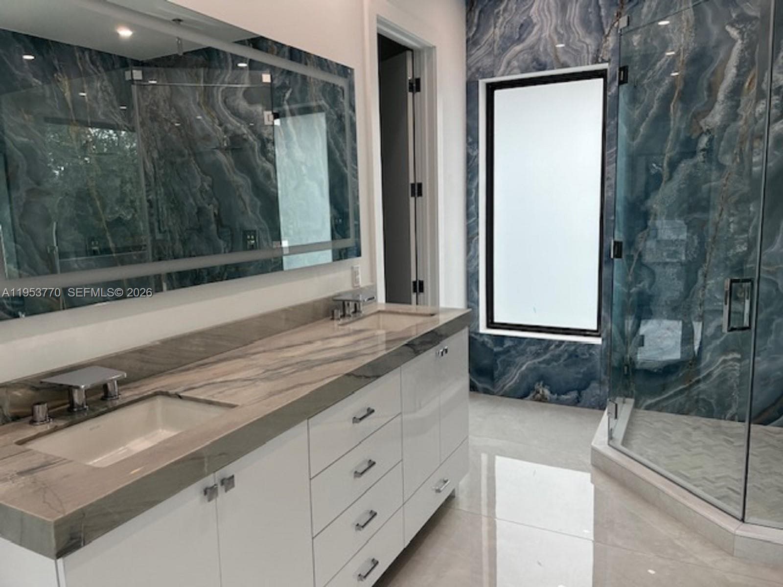 2 Hough Dr, Miami Springs FL 33166 — 24