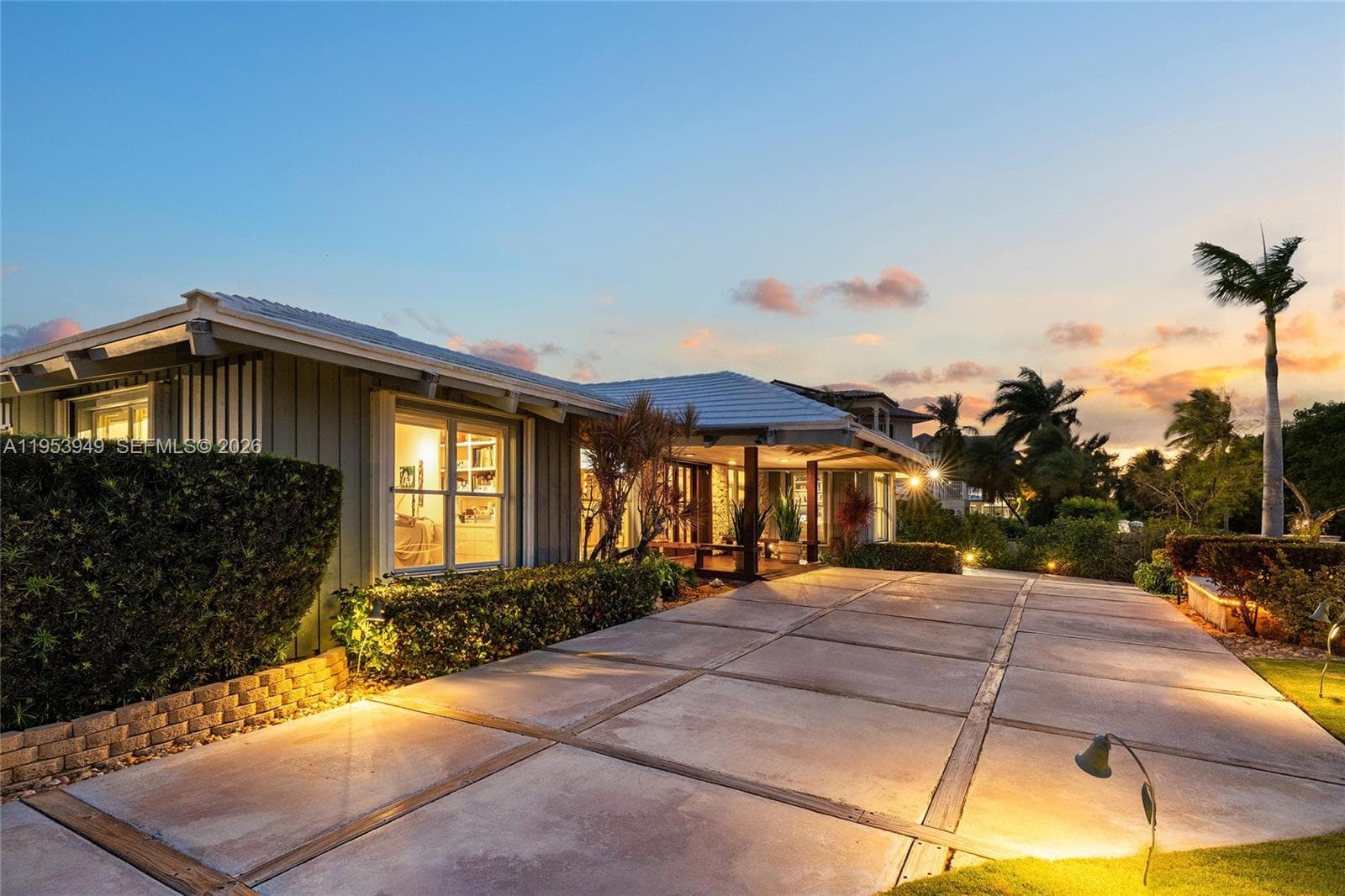 720 Lugo Ave, Coral Gables FL 33156 — 34