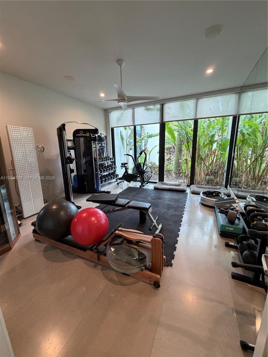 11050 SW 69th Ave, Pinecrest FL 33156 — 20