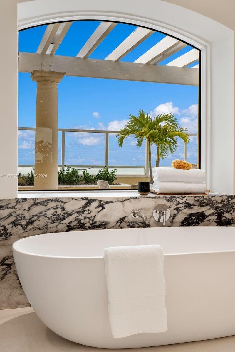 445 Grand Bay Drive # 1A, Key Biscayne FL 33149 — 34
