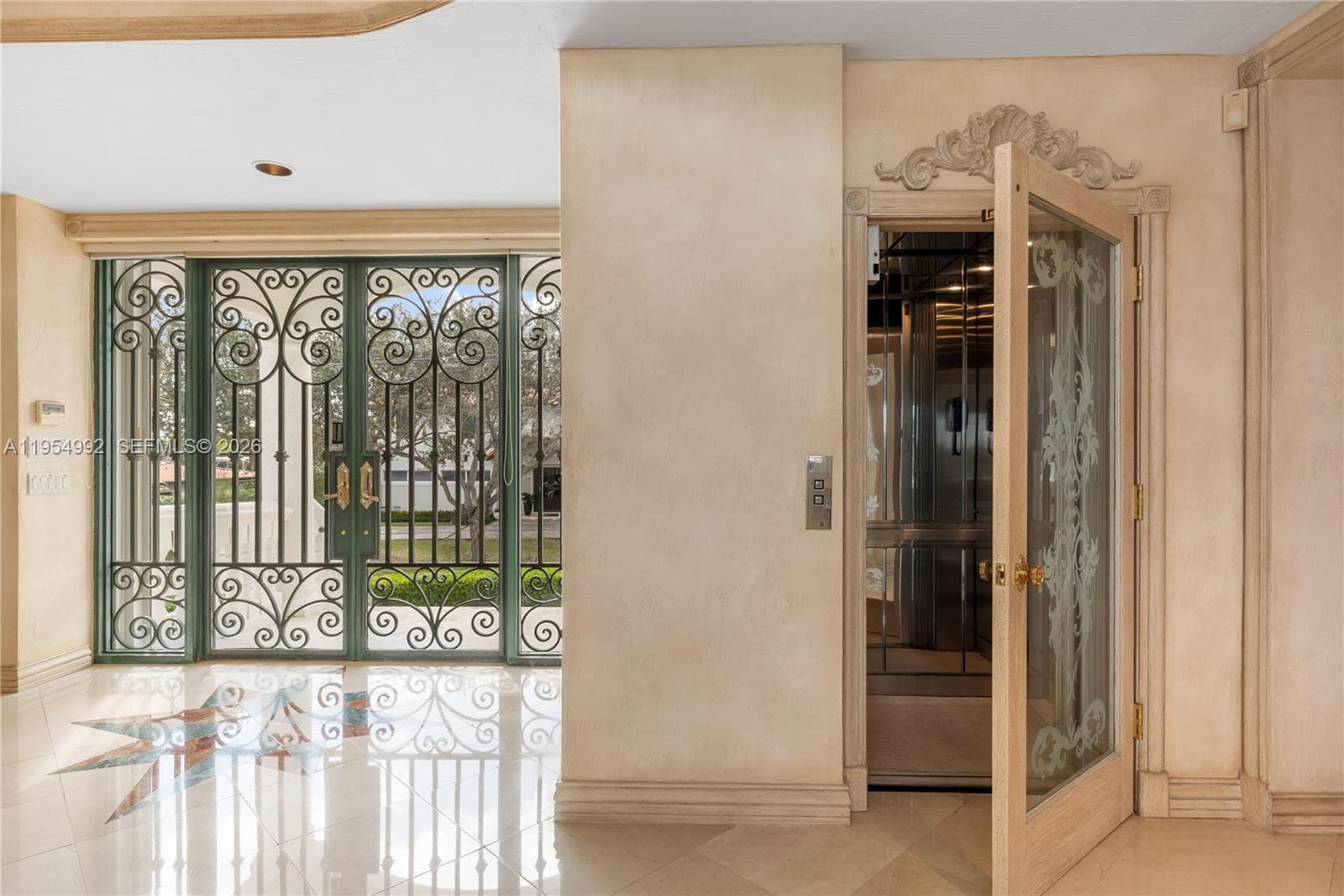 6275 Dolphin Dr, Coral Gables FL 33158 — 27