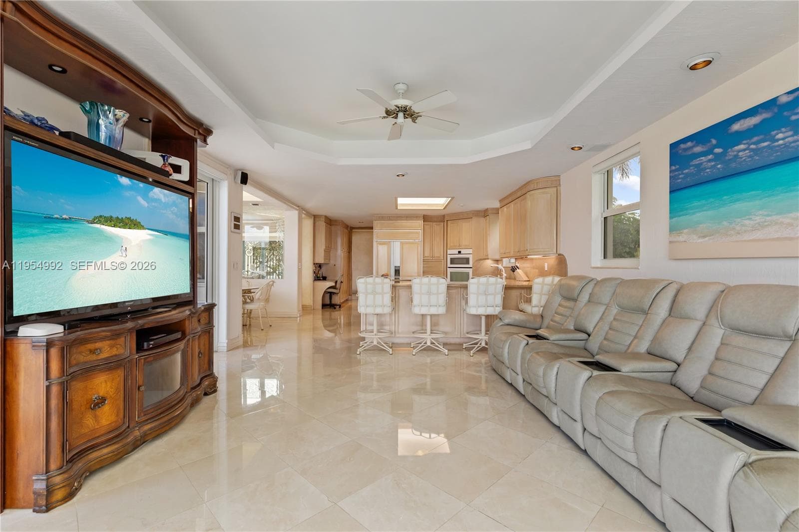 6275 Dolphin Dr, Coral Gables FL 33158 — 42
