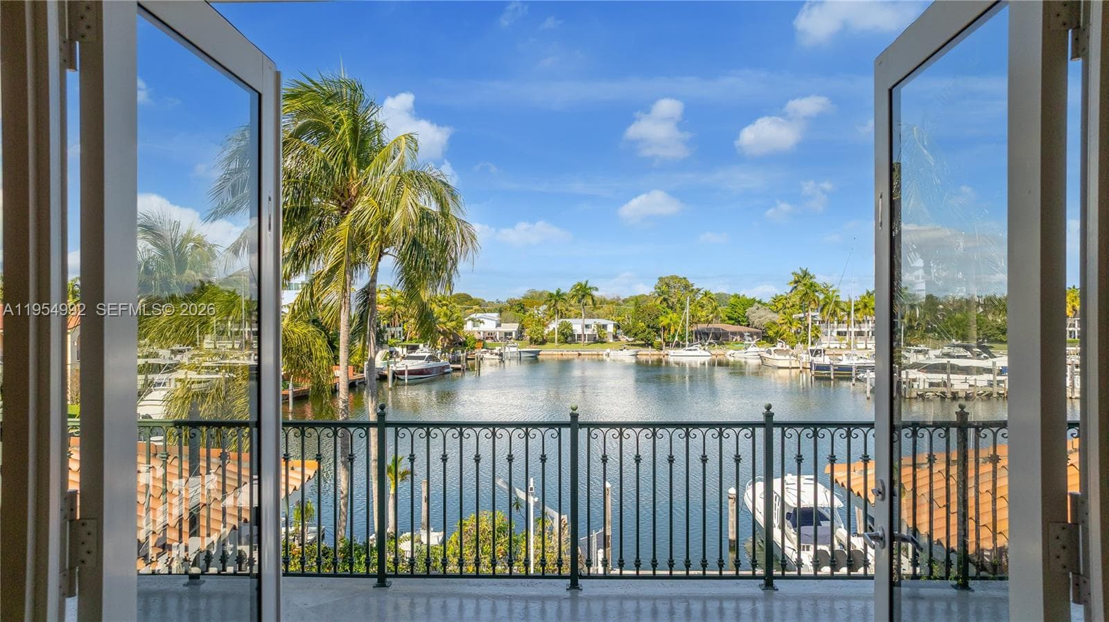 6275 Dolphin Dr, Coral Gables FL 33158 — 16