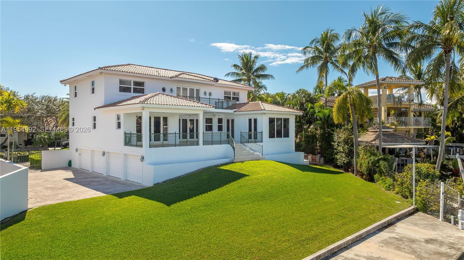 6275 Dolphin Dr, Coral Gables FL 33158 — 7