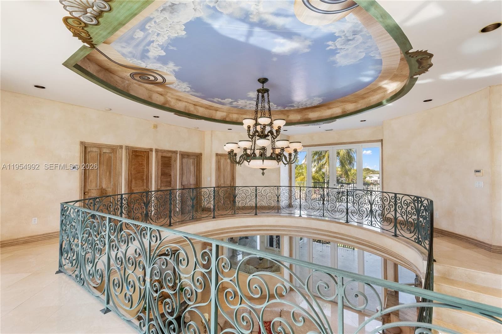 6275 Dolphin Dr, Coral Gables FL 33158 — 32