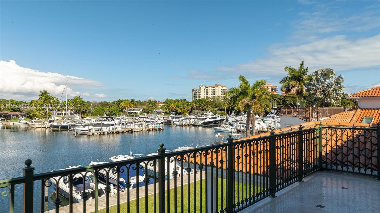 6275 Dolphin Dr, Coral Gables FL 33158 — 18