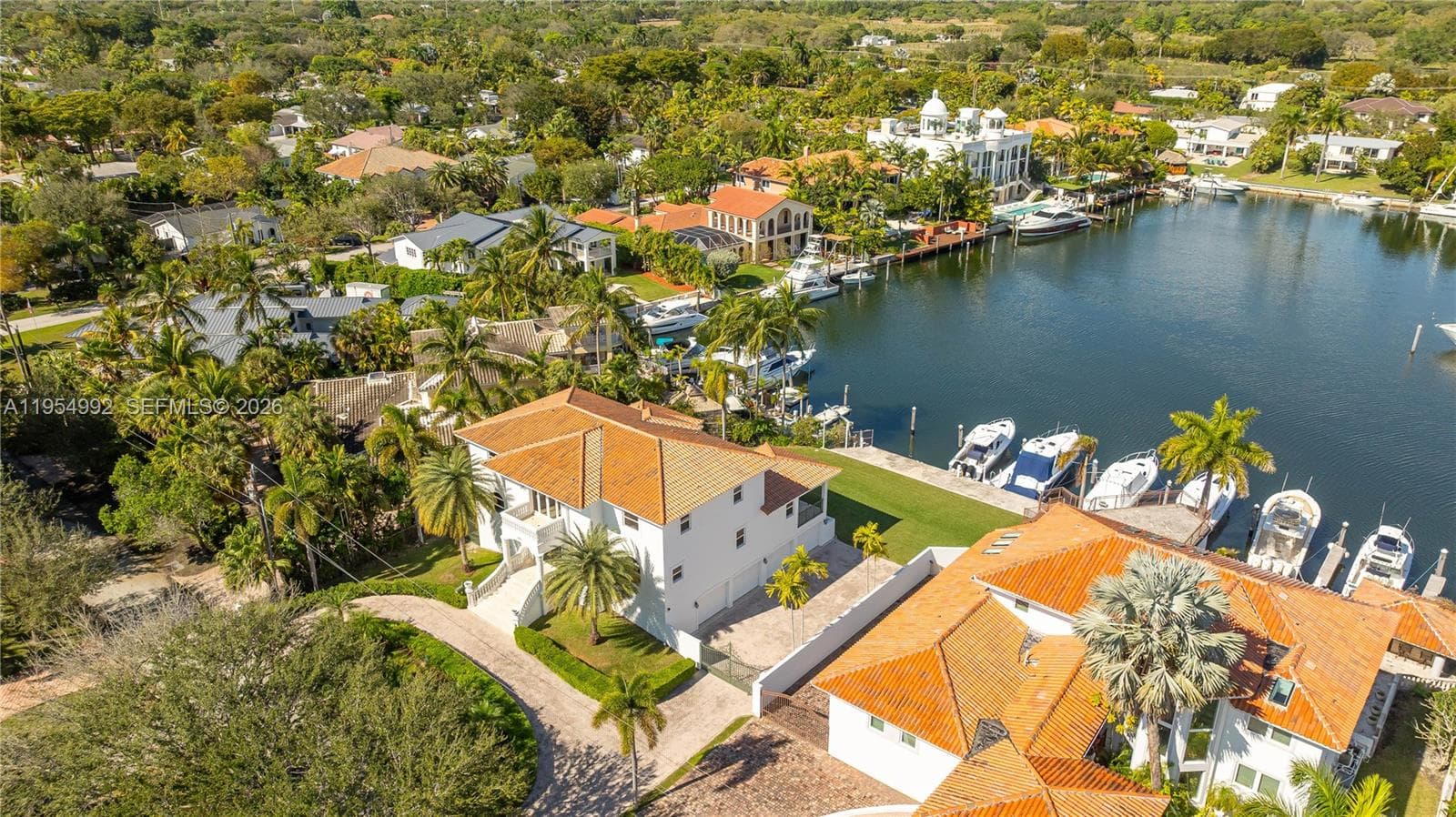 6275 Dolphin Dr, Coral Gables FL 33158 — 15
