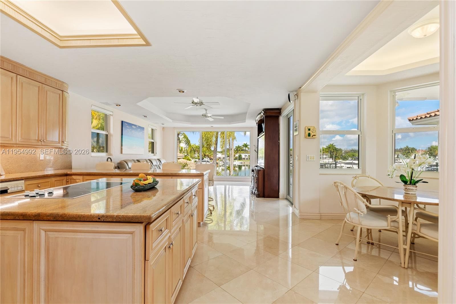 6275 Dolphin Dr, Coral Gables FL 33158 — 35