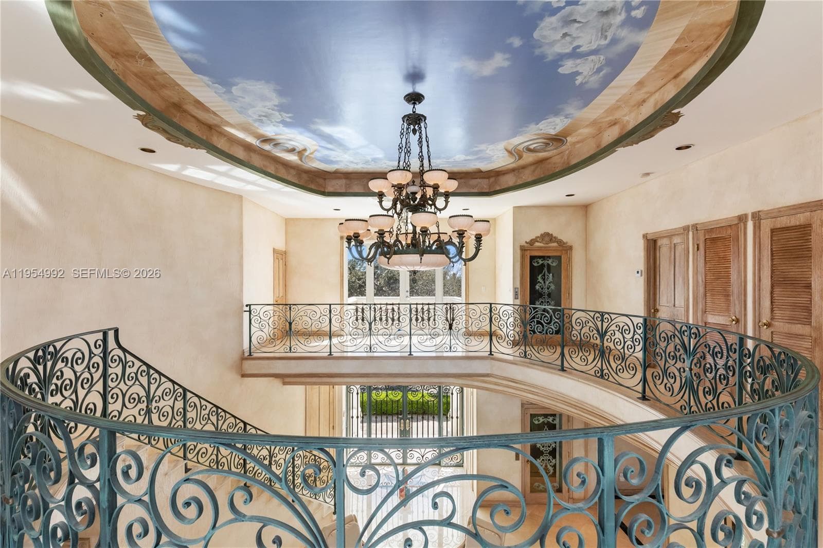 6275 Dolphin Dr, Coral Gables FL 33158 — 31