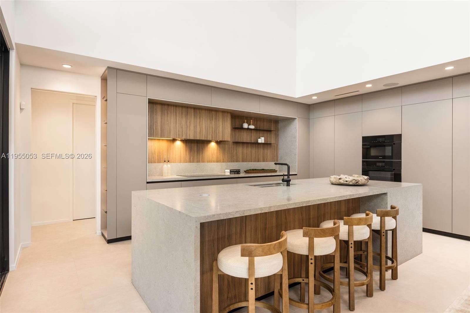 30 Samana Dr, Coconut Grove FL 33133 — 13
