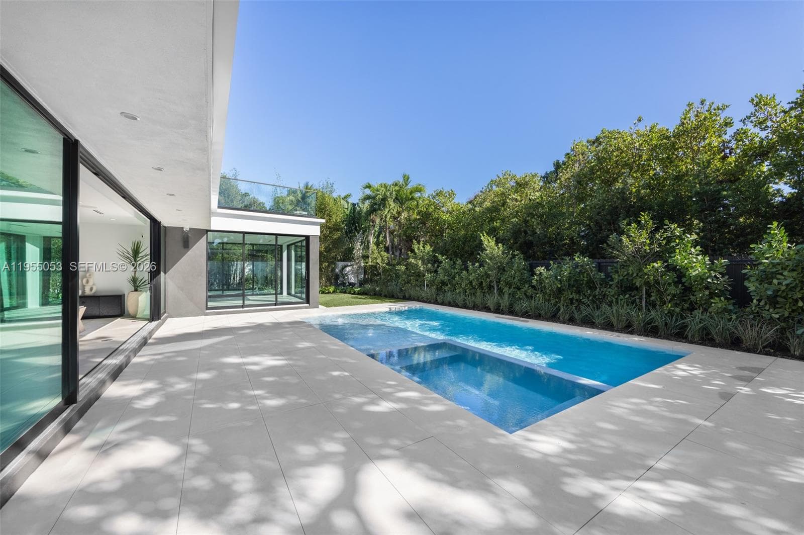 30 Samana Dr, Coconut Grove FL 33133 — 24