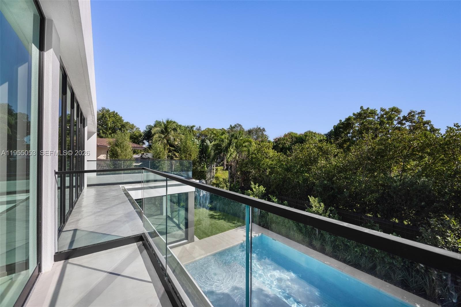 30 Samana Dr, Coconut Grove FL 33133 — 33