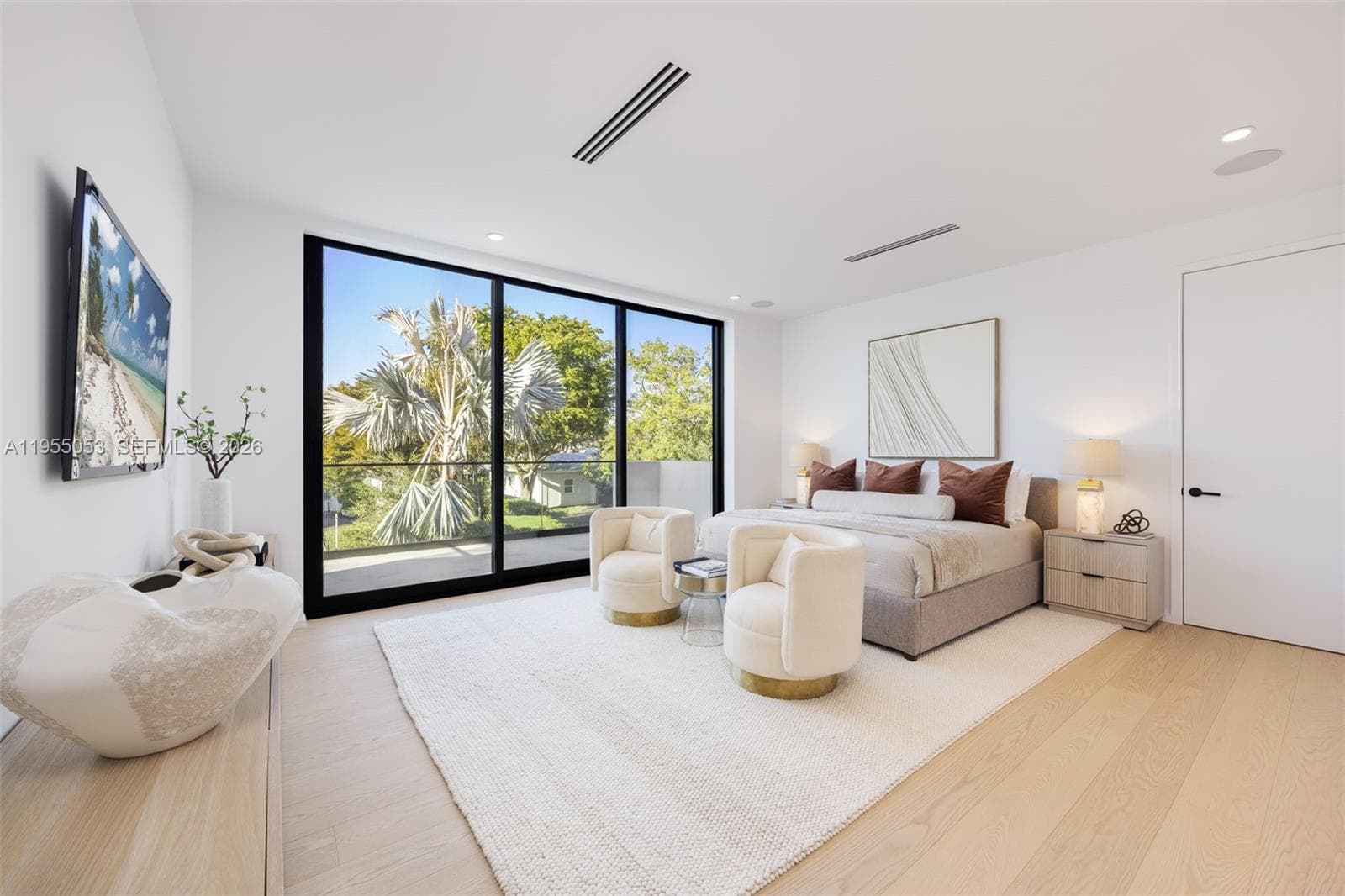 30 Samana Dr, Coconut Grove FL 33133 — 18