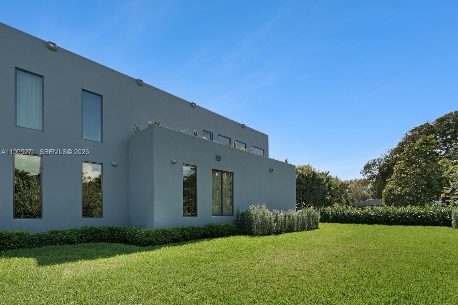5900 SW 129th Ter, Pinecrest FL 33156 — 11