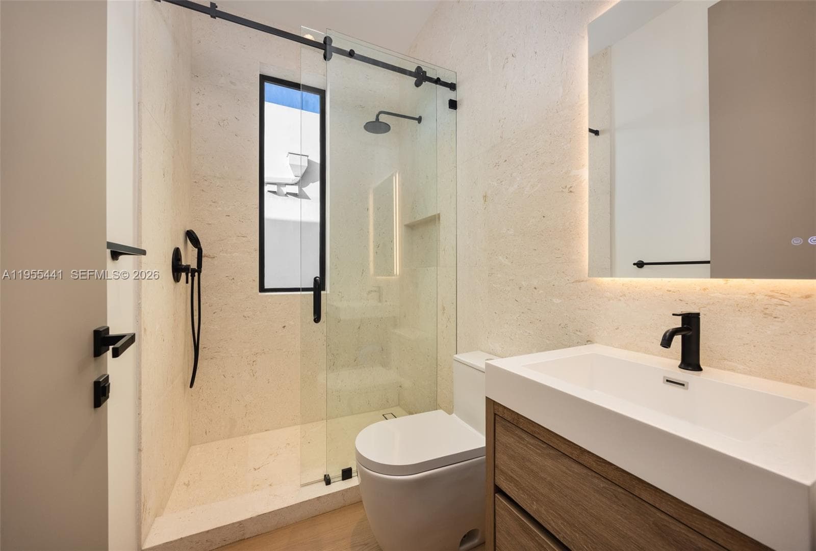 3144 Elizabeth St, Coconut Grove FL 33133 — 26