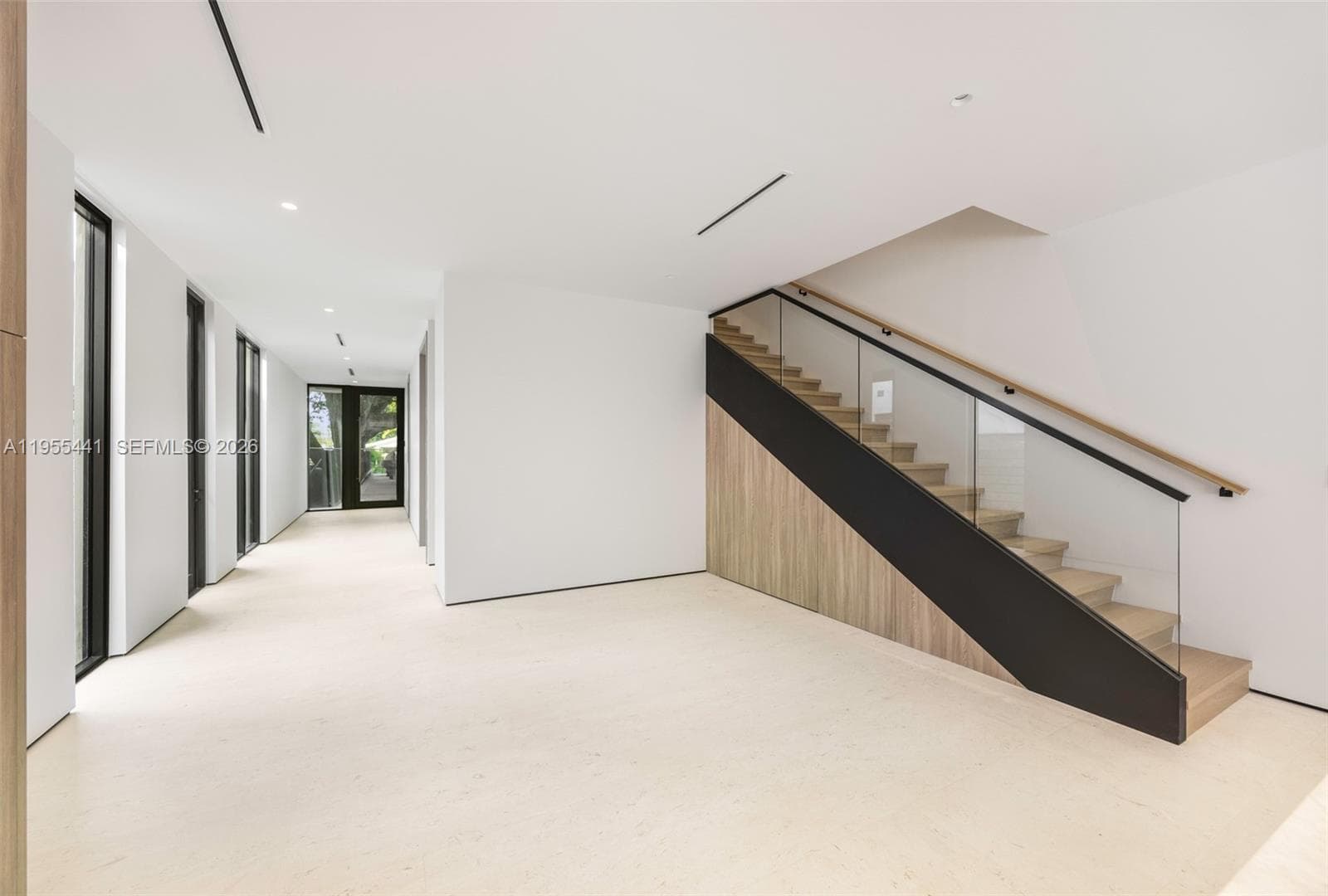 3144 Elizabeth St, Coconut Grove FL 33133 — 5
