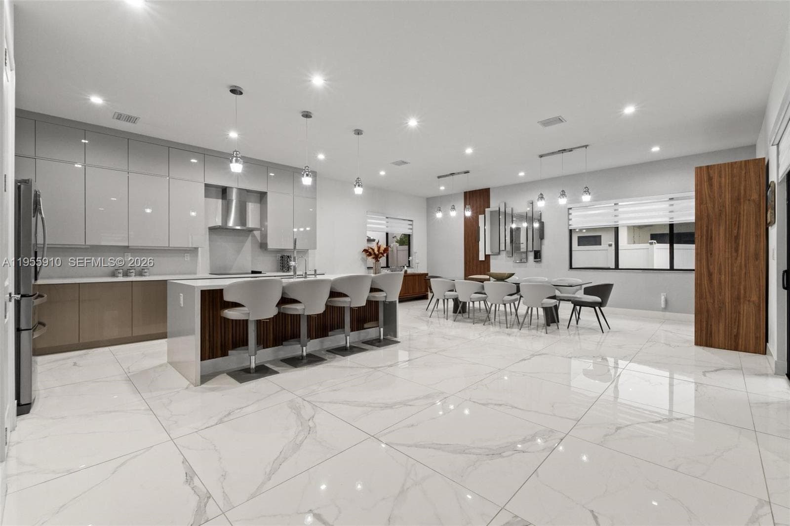 8086 NW 47th Ter, Doral FL 33166 — 16