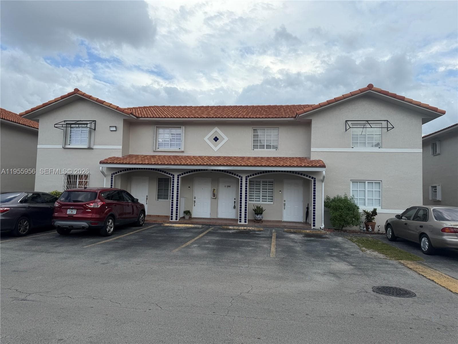 10101 W Okeechobee Rd # 17202, Hialeah Gardens FL 33016 — 1